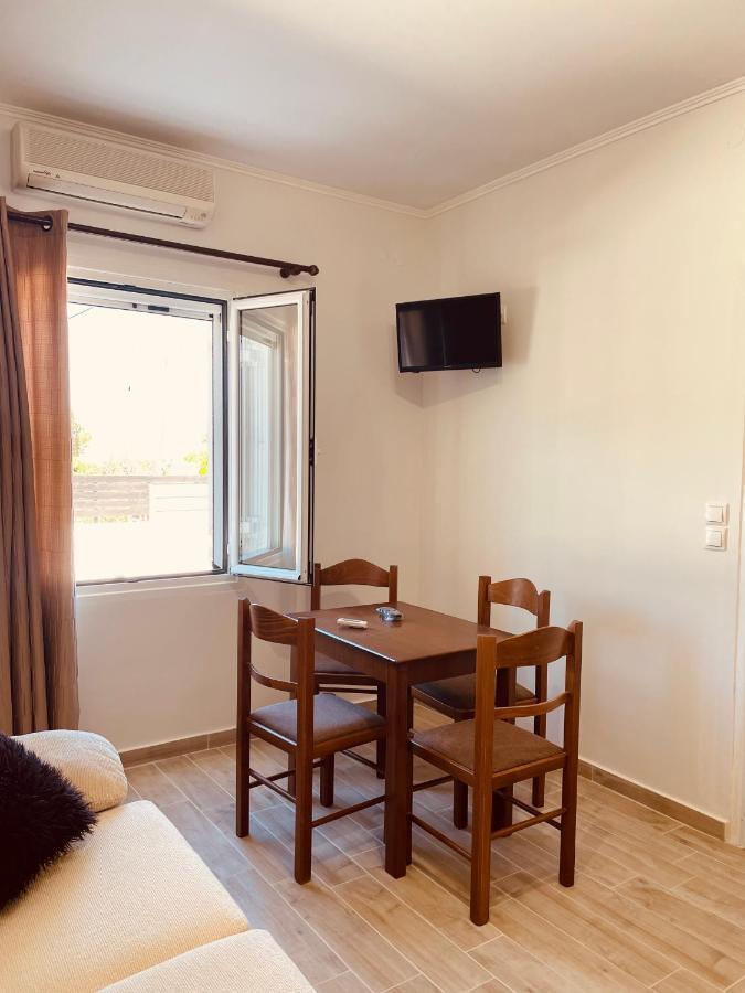 Angelos Apartments Lixúri Kültér fotó